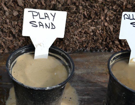 Testing play sand and all purpose sand for drainage.
